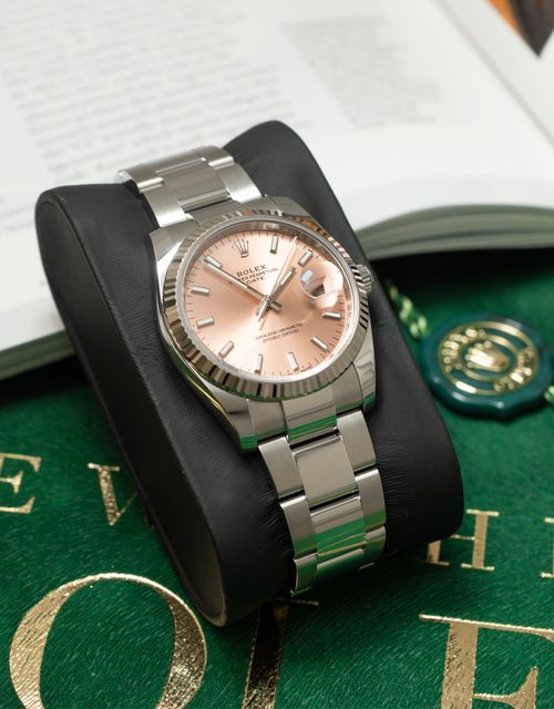 Rolex Oyster Perpetual Date 115234 Image 4